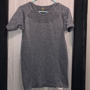 Everlast slim fitted gym tee